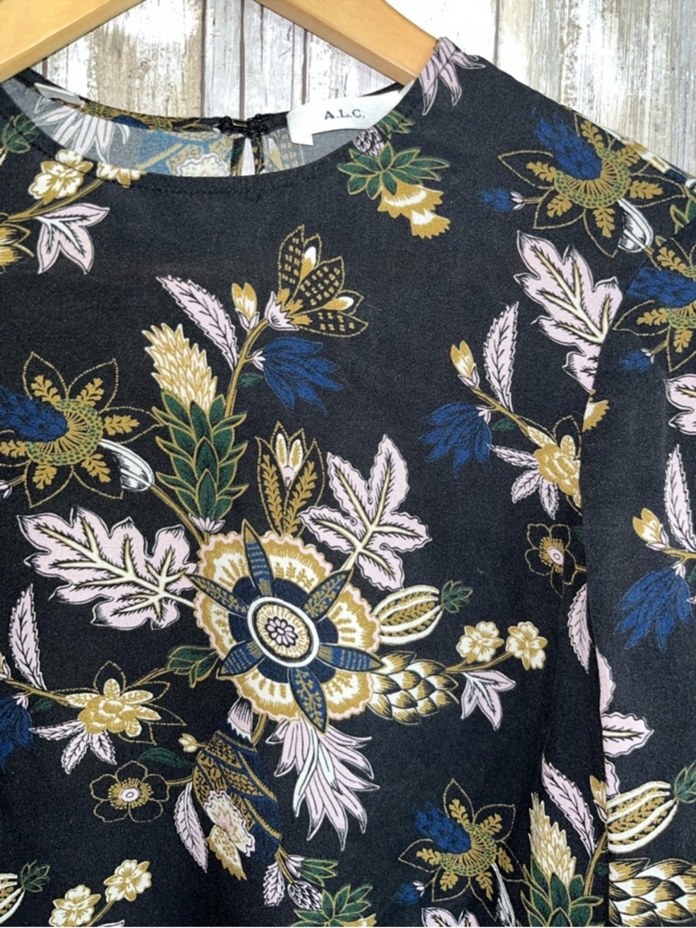 A.L.C. Cooper Silk Blouse Black Floral Open Back Hi Lo Hem Long Sleeve Top 2 - Picture 3 of 9